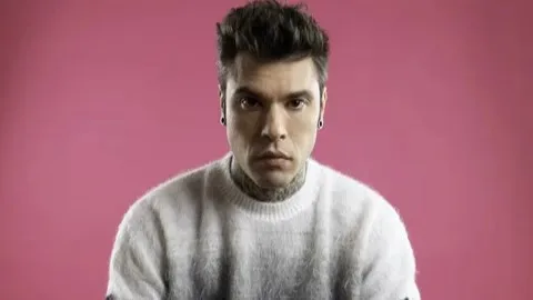 Fedez rilascia un’intervista dopo le dimissioni