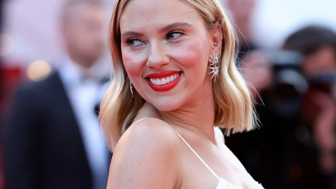 Scarlett Johansson, un’app le ha rubato l’identità