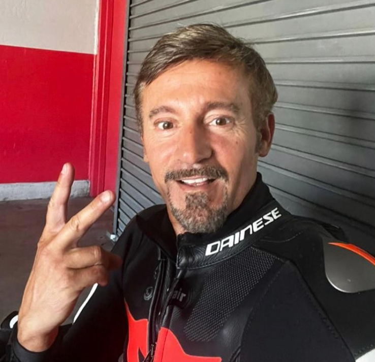 Max Biaggi: "single per scelta"