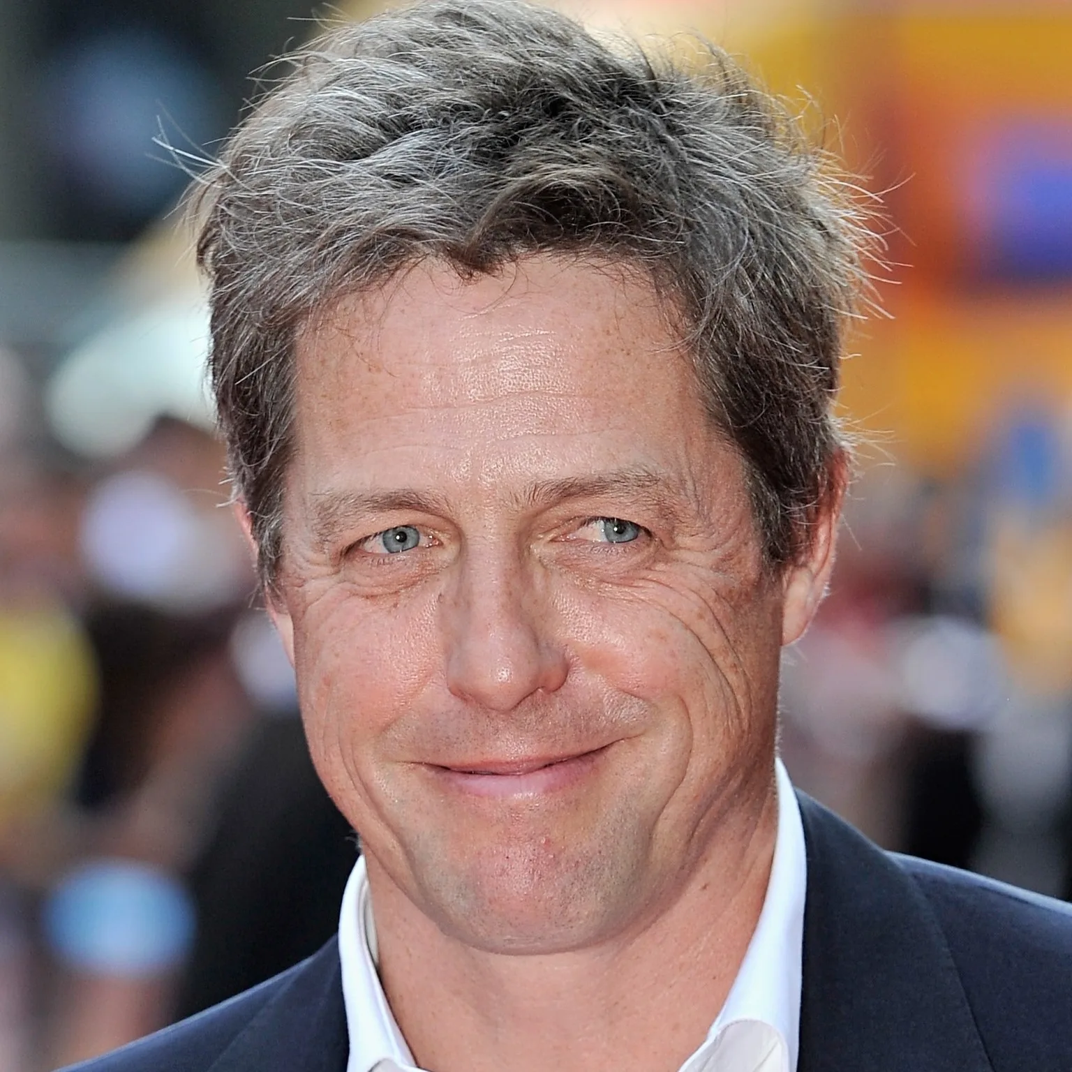 Hugh Grant “Odio fare film, ma ho molti figli e ho bisogno di soldi”