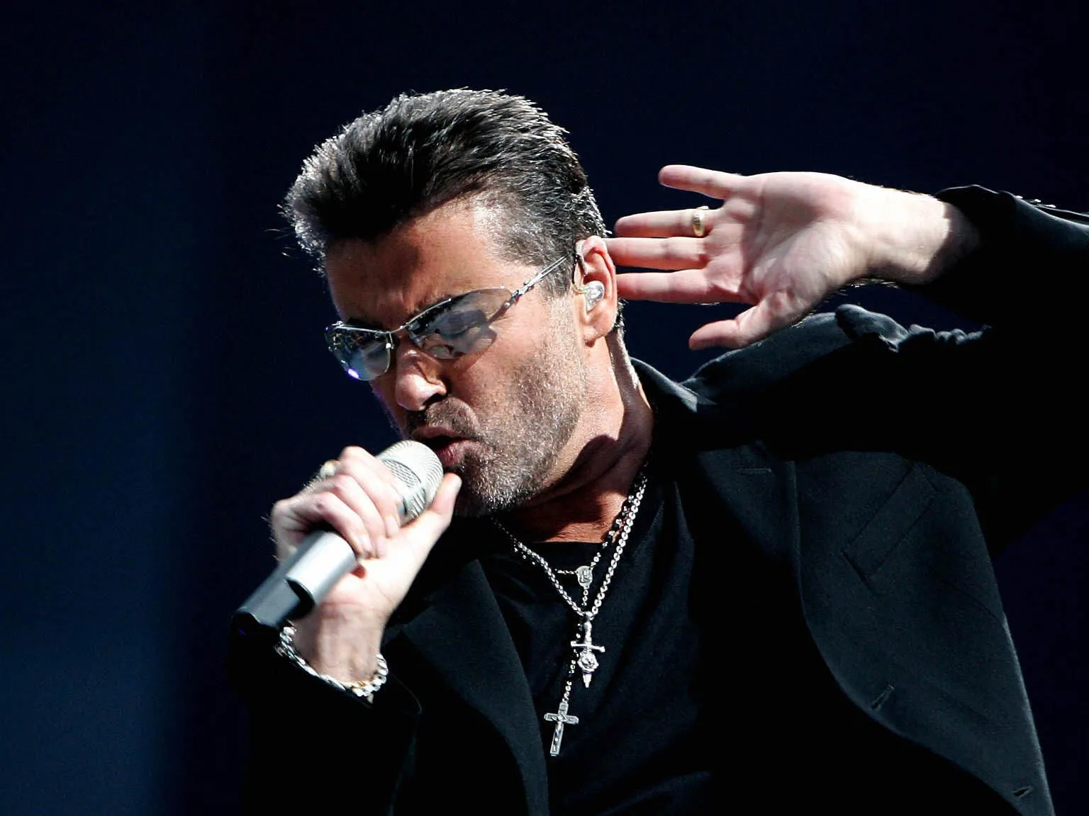 George Michael su una moneta del Regno Unito