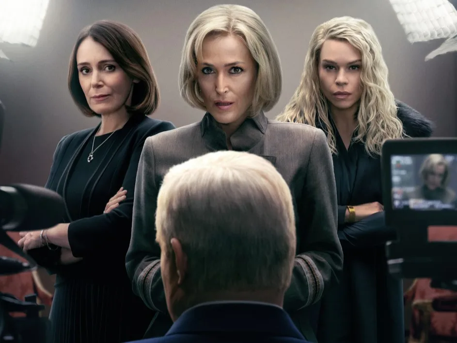 Gillian Anderson in “Scoop” di Netflix