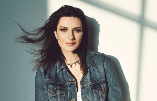 Laura Pausini festeggia 50 anni con un video