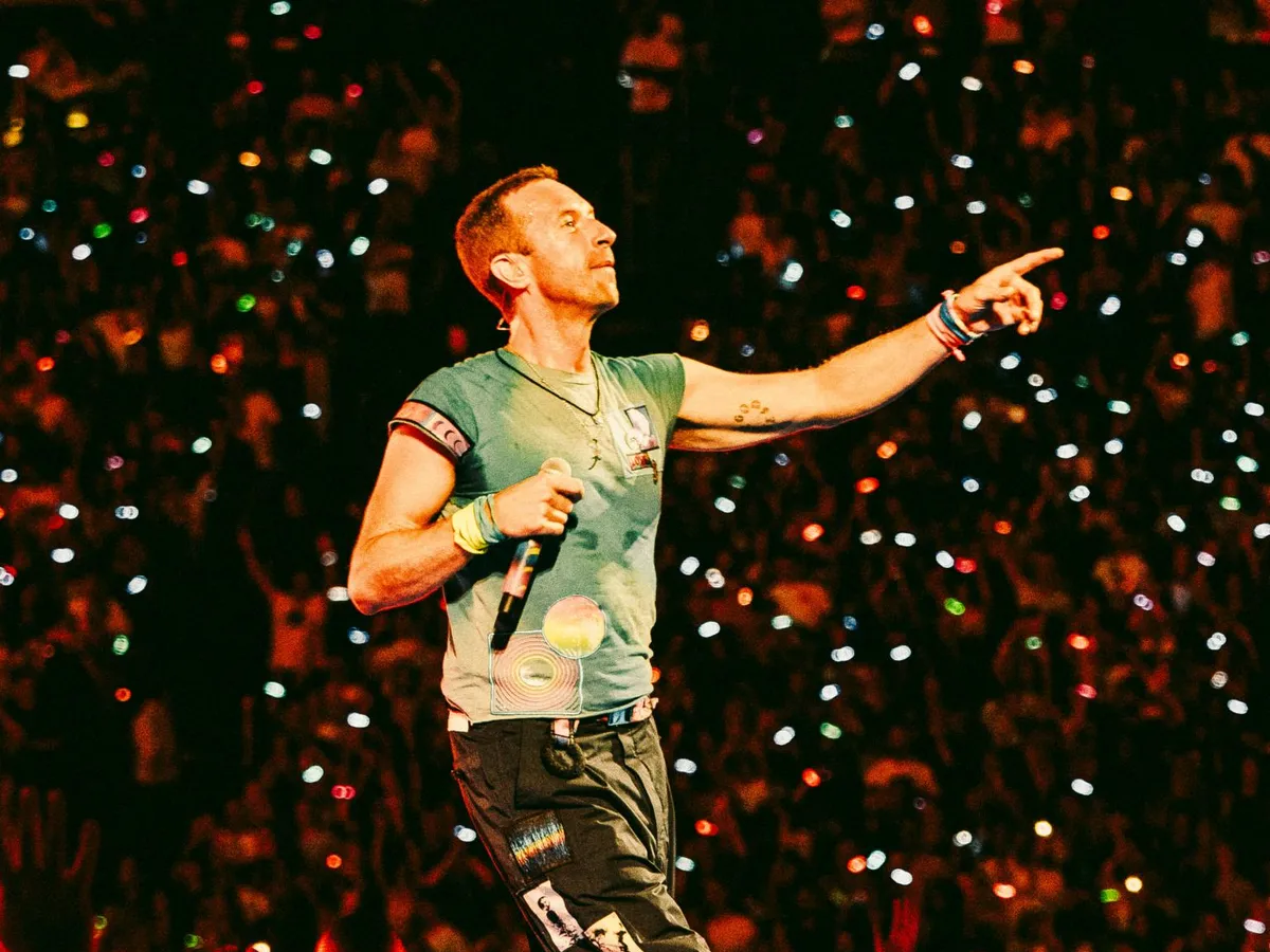 Coldplay, è uscito “We Pray”