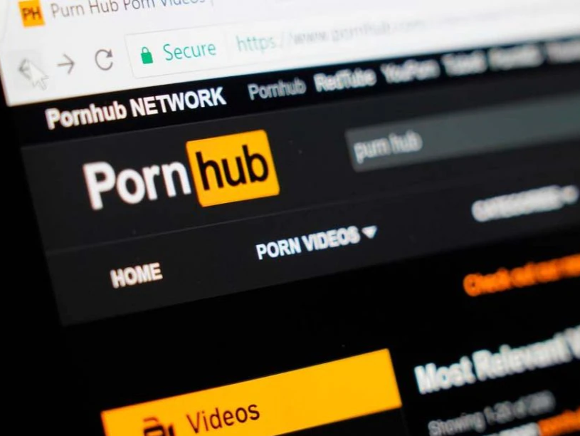 Per guardare i porno servirà lo Spid